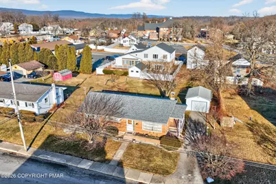  319 Falcone Avenue, Roseto, PA 18013 - Photo 6