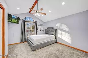 220 Stillwater Dr, Pocono Summit, PA 18346 - Photo 32