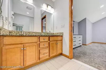  220 Stillwater Drive, Pocono Summit, PA 18346 - Photo 30