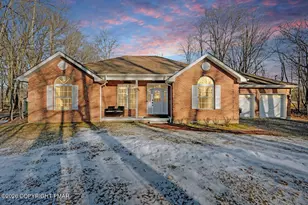 220 Stillwater Dr, Pocono Summit, PA 18346 - Photo 1