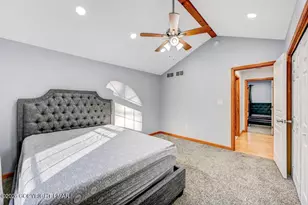 220 Stillwater Dr, Pocono Summit, PA 18346 - Photo 34