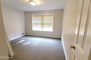 106 Swartsburo Dr, Tamiment, PA 18371 - Photo 8