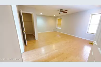  106 Swartsburo Drive, Tamiment, PA 18371 - Photo 6