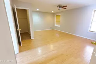 106 Swartsburo Dr, Tamiment, PA 18371 - Photo 6