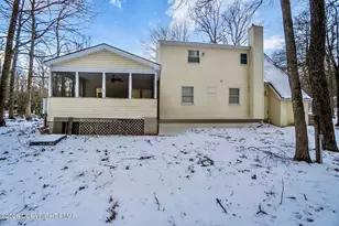 111 Brewster Wy, East Stroudsburg, PA 18301 - Photo 8