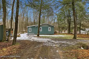 47 Red Wing Path, Gouldsboro, PA 18424 - Photo 4
