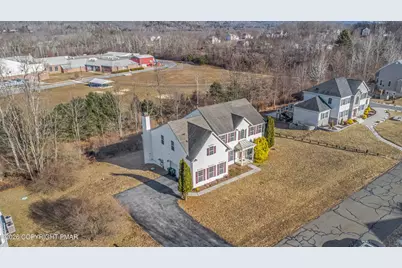  124 Milestone Drive, East Stroudsburg, PA 18302 - Photo 4