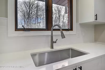  237 Shady Oaks Drive, Saylorsburg, PA 18353 - Photo 10