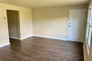 106 Madison St, East Stroudsburg, PA 18301 - Photo 2