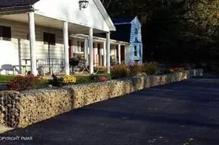 106 3rd St, Gouldsboro, PA 18424 - Photo 12