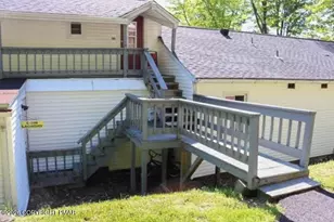 106 3rd St, Gouldsboro, PA 18424 - Photo 6