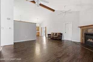 315 Rolling Hills Dr, East Stroudsburg, PA 18302 - Photo 8