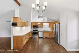 315 Rolling Hills Dr, East Stroudsburg, PA 18302 - Photo 6