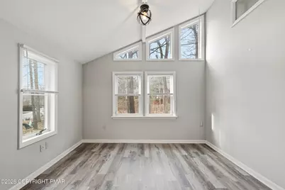  315 Rolling Hills Drive, East Stroudsburg, PA 18302 - Photo 8