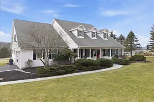 437 Ramblewood Dr, Saylorsburg, PA 18353 - Photo 2