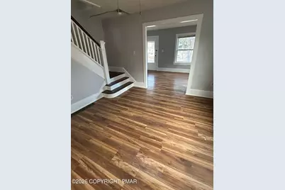  534 N Courtland Street, East Stroudsburg, PA 18301 - Photo 6