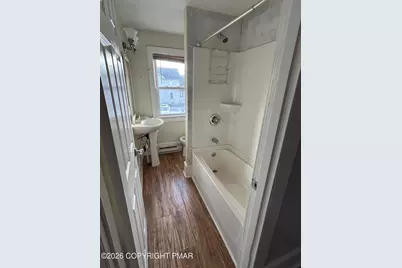  534 N Courtland Street, East Stroudsburg, PA 18301 - Photo 8