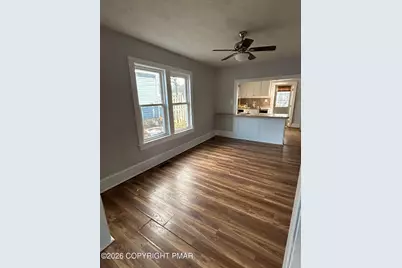  534 N Courtland Street, East Stroudsburg, PA 18301 - Photo 4