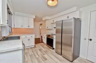 9 Fetherman St, Stroudsburg, PA 18360 - Photo 12