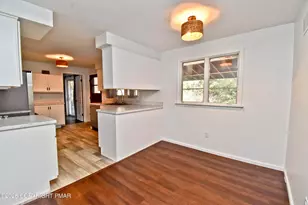 9 Fetherman St, Stroudsburg, PA 18360 - Photo 6