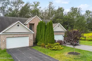 32 Pine Tree Dr, Covington Township, PA 18424 - Photo 1