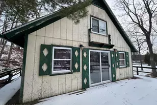 5062 Pine Ridge Rd, East Stroudsburg, PA 18302 - Photo 2