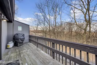  174 Upper Village Way, Tannersville, PA 18372 - Photo 10