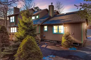 380 Clearview Dr, Long Pond, PA 18334 - Photo 1