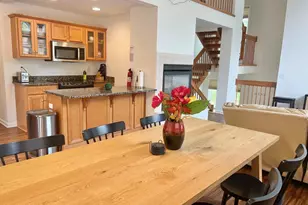 64 Longview Dr, Lake Harmony, PA 18624 - Photo 6