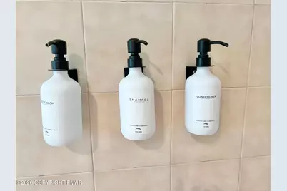  64 Longview Drive, Lake Harmony, PA 18624 - Photo 16