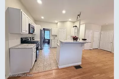  6334 Cherokee Trail, Tobyhanna, PA 18466 - Photo 20