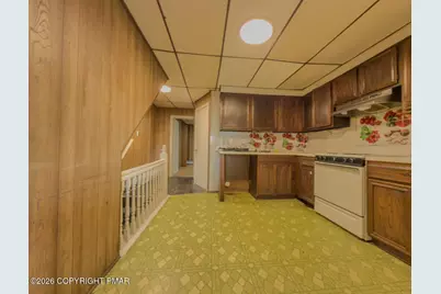  441 W Spruce Street, Hazleton, PA 18201 - Photo 4