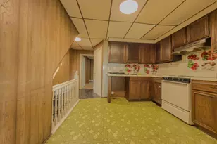 441 W Spruce St, Hazleton, PA 18201 - Photo 4