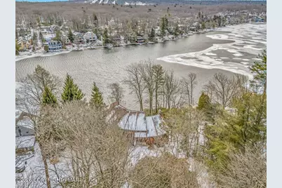  487 N Lake Drive, Lake Harmony, PA 18624 - Photo 4