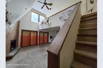  1158 Navajo Trail, Gouldsboro, PA 18424 - Photo 2