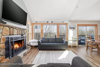  208 Sycamore Court, Tannersville, PA 18372 - Photo 8