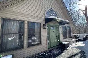 4309 Winchester Way, Bushkill, PA 18324 - Photo 2