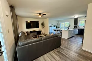 305 Ridge Rd, Stroudsburg, PA 18360 - Photo 2