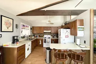 127 Skyview Rd, Dingmans Ferry, PA 18328 - Photo 10