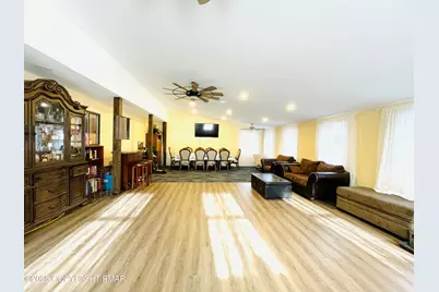  72 E Creek View Drive # N1948, Covington Township, PA 18424 - Photo 4