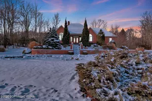 235 Wolf Hollow Rd, Lake Harmony, PA 18624 - Photo 2