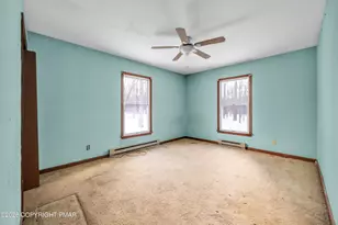 401 Schoolhouse Rd, East Stroudsburg, PA 18302 - Photo 12