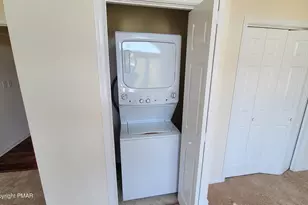 115 Imperial Dr, East Stroudsburg, PA 18302 - Photo 14