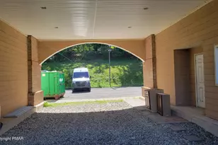 115 Imperial Dr, East Stroudsburg, PA 18302 - Photo 16