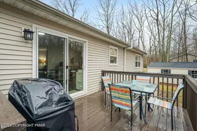  241 Squirrelwood Court, Effort, PA 18330 - Photo 28