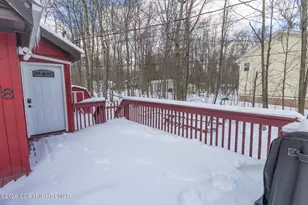 1881 Beverly Ct, Tobyhanna, PA 18466 - Photo 16