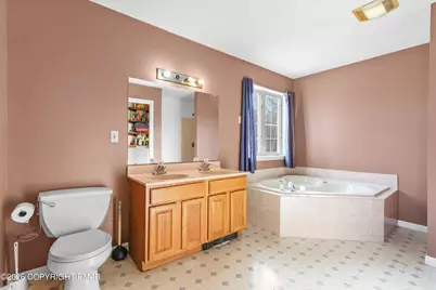  2247 Reo Drive, Effort, PA 18330 - Photo 26