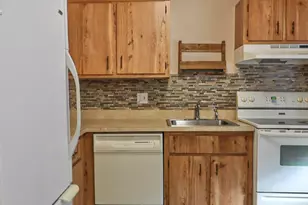 14 Villas Rd, Mount Pocono, PA 18344 - Photo 4