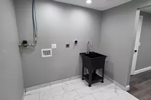 253 E Abbott St, Lansford, PA 18232 - Photo 36