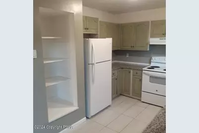  102 Island Terrace, Milford, PA 18337 - Photo 6